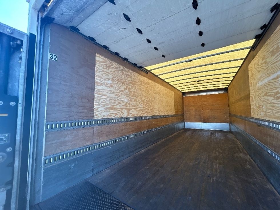 Medium Duty Box Truck-Light and Medium Duty Trucks-Freightliner-2021-M2-Birmingham-AL-103,846\n\t\tmiles-$ 76,250 - Image 11