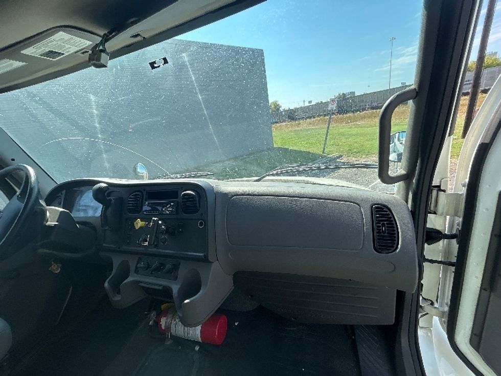 Medium Duty Box Truck-Light and Medium Duty Trucks-Freightliner-2021-M2-Birmingham-AL-103,846\n\t\tmiles-$ 76,250 - Image 21