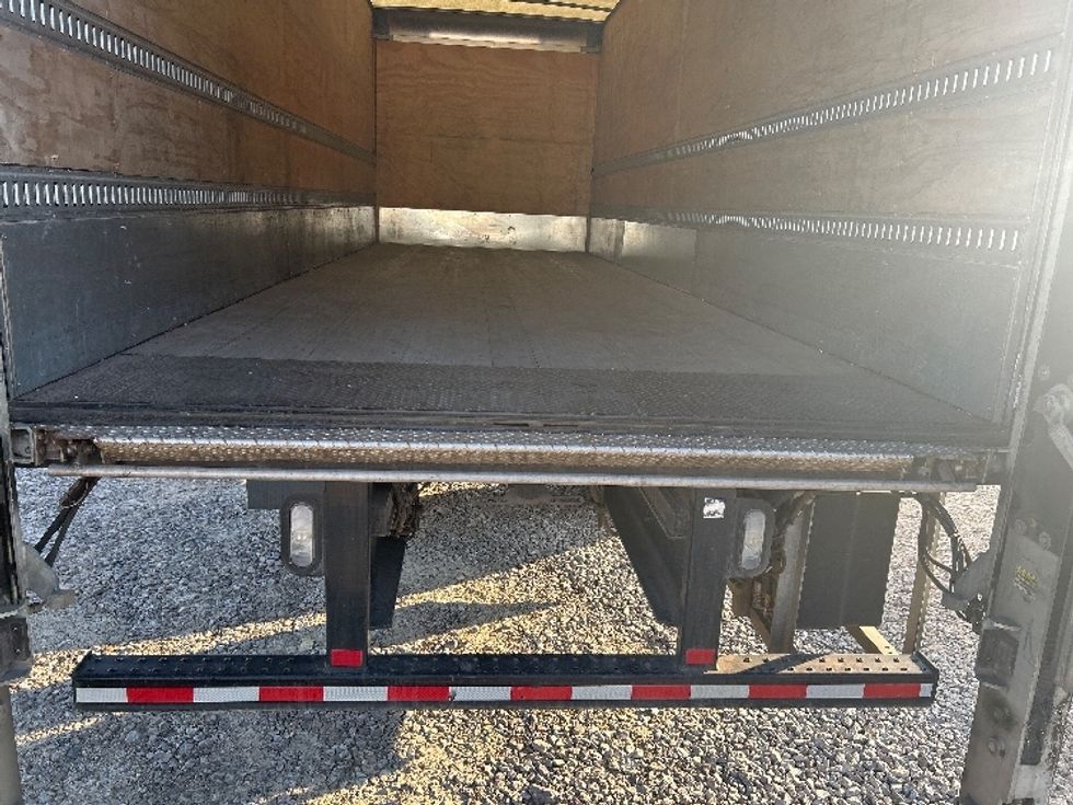 Medium Duty Box Truck-Light and Medium Duty Trucks-Freightliner-2021-M2-Birmingham-AL-108,990\n\t\tmiles-$ 75,750 - Image 10