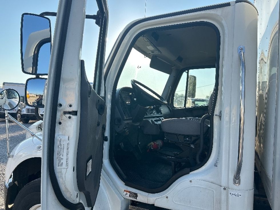 Medium Duty Box Truck-Light and Medium Duty Trucks-Freightliner-2021-M2-Birmingham-AL-108,990\n\t\tmiles-$ 75,750 - Image 16