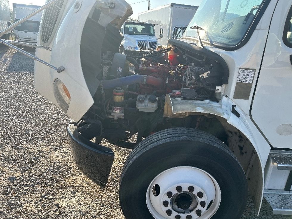 Medium Duty Box Truck-Light and Medium Duty Trucks-Freightliner-2021-M2-Birmingham-AL-108,990\n\t\tmiles-$ 75,750 - Image 24