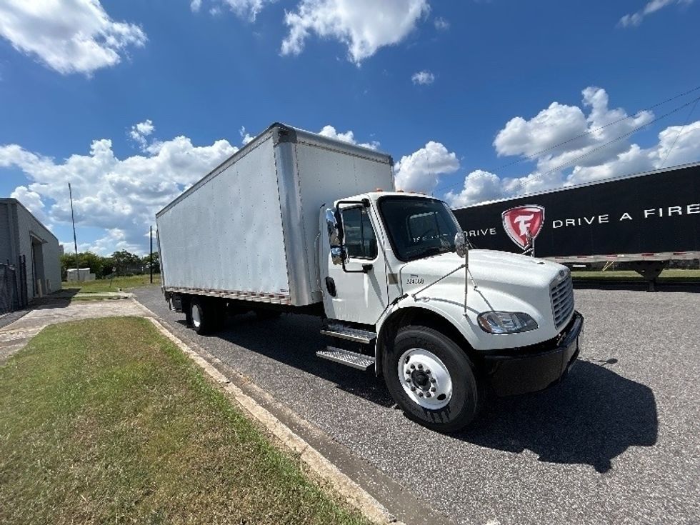 Medium Duty Box Truck-Light and Medium Duty Trucks-Freightliner-2021-M2-Birmingham-AL-89,217\n\t\tmiles-$ 78,000 - Image 1