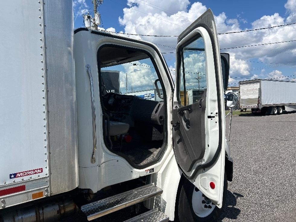 Medium Duty Box Truck-Light and Medium Duty Trucks-Freightliner-2021-M2-Birmingham-AL-89,217\n\t\tmiles-$ 78,000 - Image 20