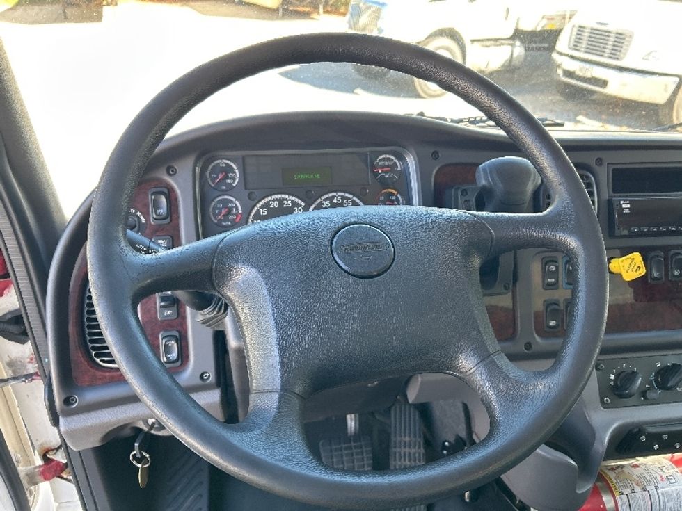 Medium Duty Box Truck-Light and Medium Duty Trucks-Freightliner-2021-M2-Blountville-TN-179,595\n\t\tmiles-$ 53,500 - Image 18