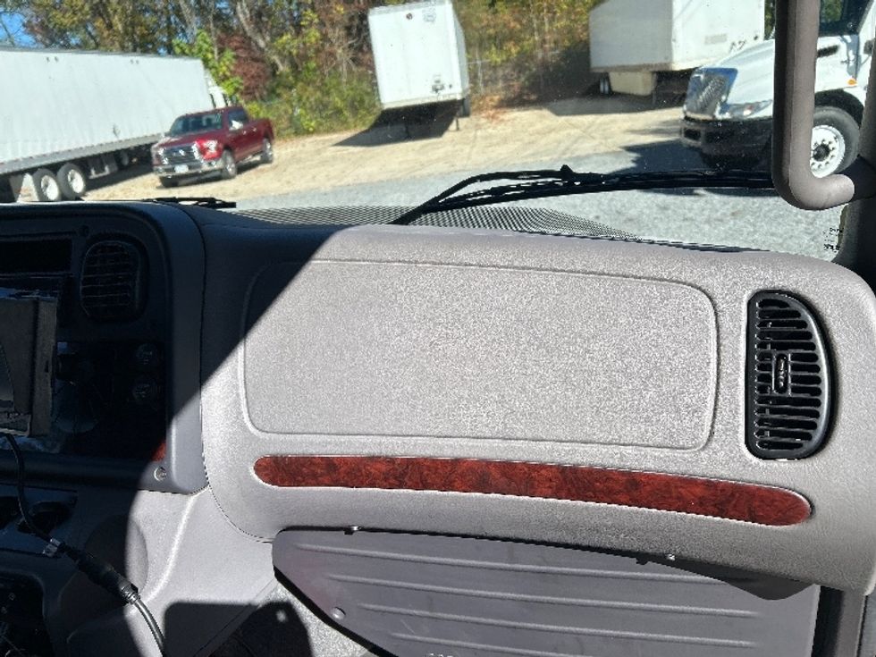 Medium Duty Box Truck-Light and Medium Duty Trucks-Freightliner-2021-M2-Blountville-TN-179,595\n\t\tmiles-$ 53,500 - Image 21