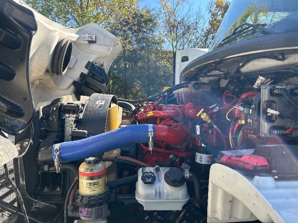 Medium Duty Box Truck-Light and Medium Duty Trucks-Freightliner-2021-M2-Blountville-TN-179,595\n\t\tmiles-$ 53,500 - Image 24