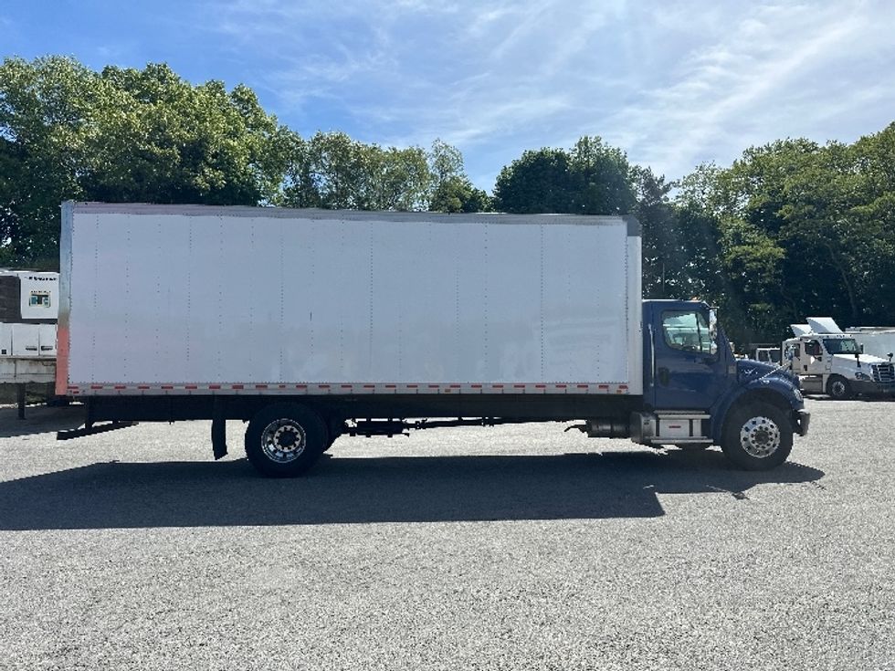 Medium Duty Box Truck-Light and Medium Duty Trucks-Freightliner-2021-M2-Braintree-MA-142,792\n\t\tmiles-$ 56,500 - Image 14