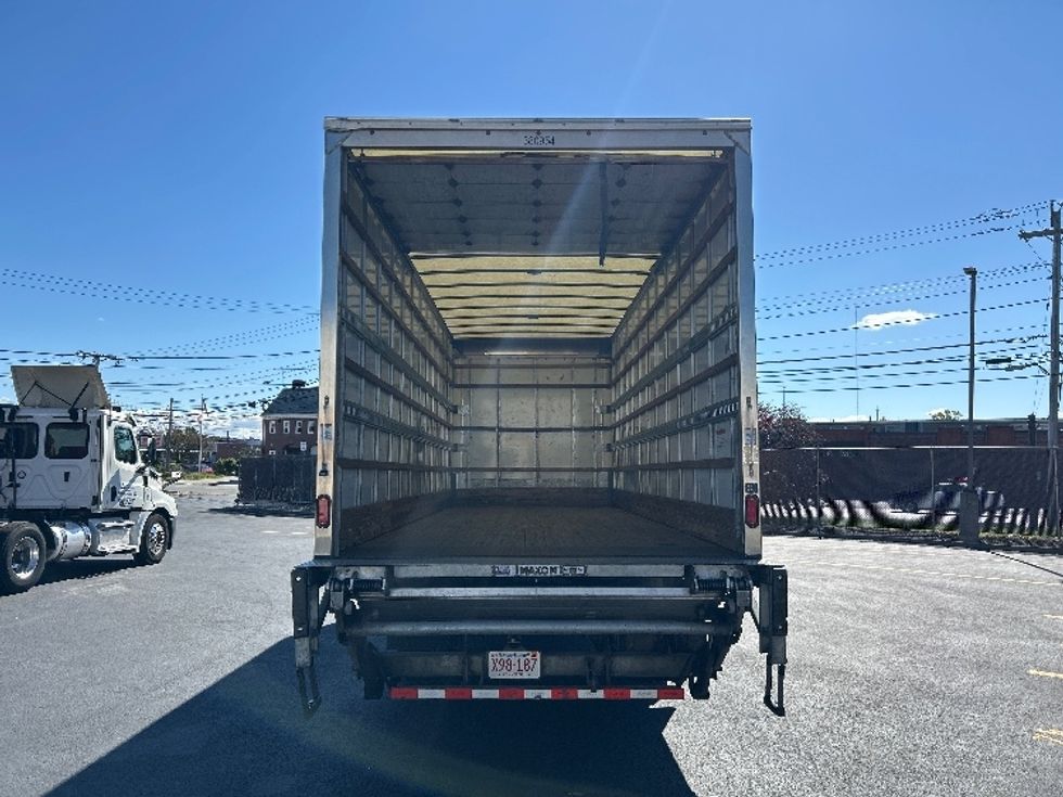 Medium Duty Box Truck-Light and Medium Duty Trucks-Freightliner-2021-M2-Braintree-MA-237,422\n\t\tmiles-$ 42,750 - Image 8