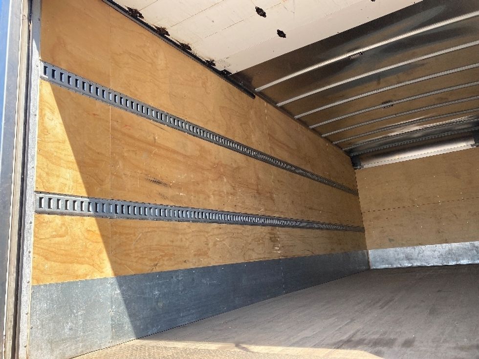 Medium Duty Box Truck-Light and Medium Duty Trucks-Freightliner-2021-M2-Brooklyn Park-MN-107,170\n\t\tmiles-$ 62,000 - Image 10