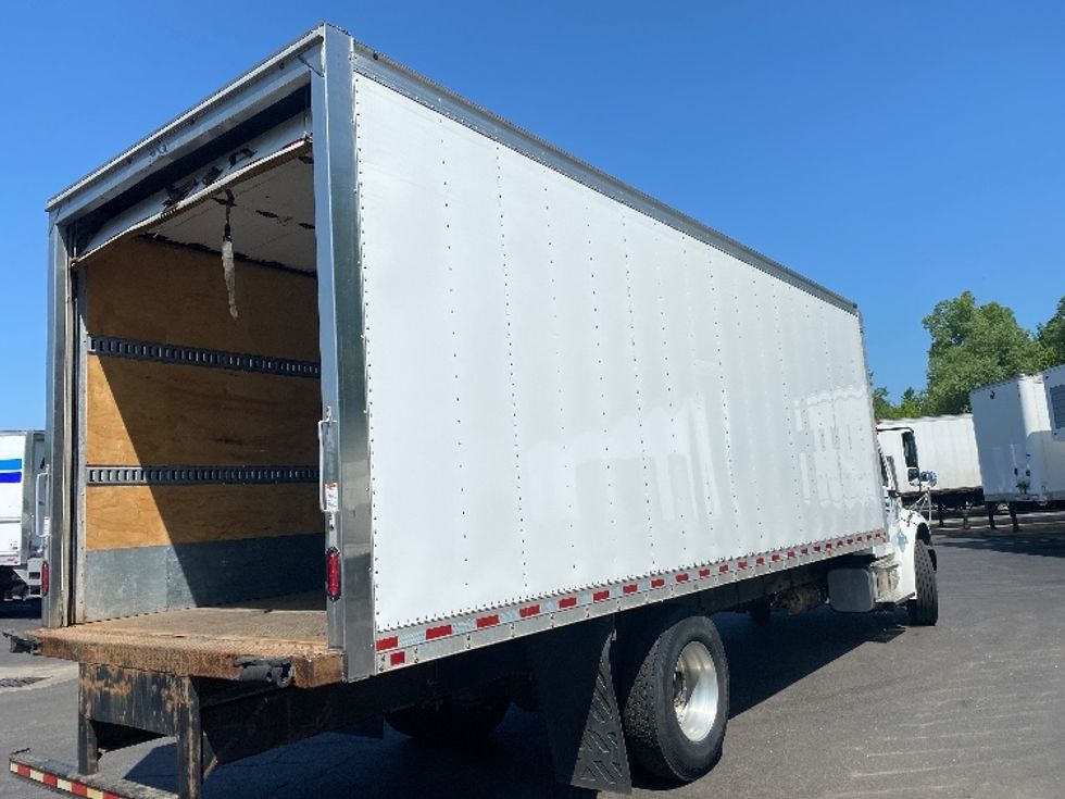 Medium Duty Box Truck-Light and Medium Duty Trucks-Freightliner-2021-M2-Brooklyn Park-MN-107,170\n\t\tmiles-$ 62,000 - Image 12