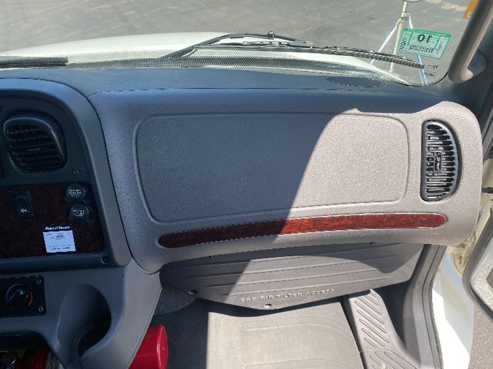 Medium Duty Box Truck-Light and Medium Duty Trucks-Freightliner-2021-M2-Brooklyn Park-MN-107,170\n\t\tmiles-$ 62,000 - Image 20