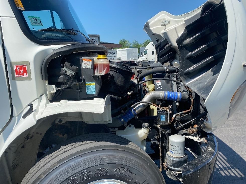 Medium Duty Box Truck-Light and Medium Duty Trucks-Freightliner-2021-M2-Brooklyn Park-MN-107,170\n\t\tmiles-$ 62,000 - Image 22
