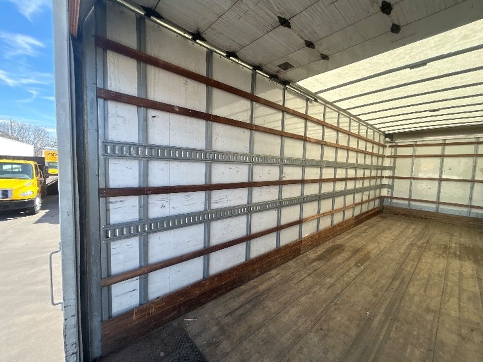 Medium Duty Box Truck-Light and Medium Duty Trucks-Freightliner-2021-M2-Brooklyn Park-MN-239,324\n\t\tmiles-$ 48,750 - Image 10