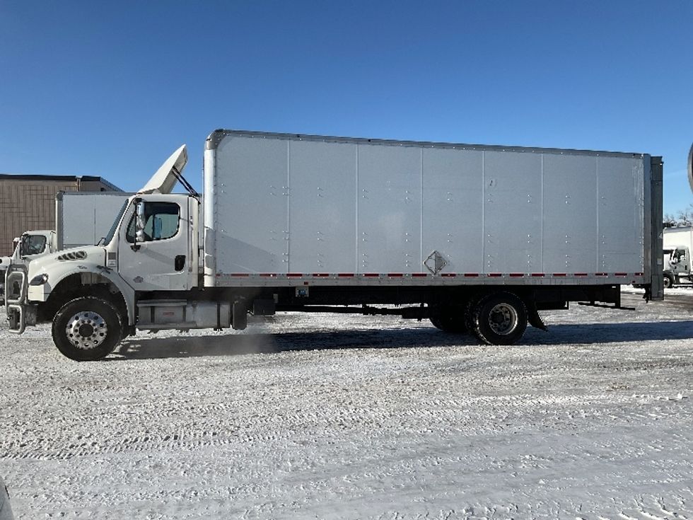 Medium Duty Box Truck-Light and Medium Duty Trucks-Freightliner-2021-M2-Brooklyn Park-MN-399,747\n\t\tmiles-$ 24,000 - Image 4