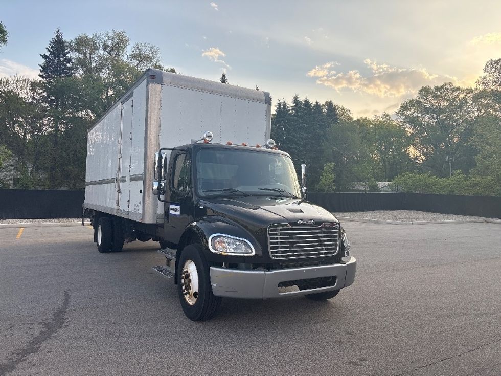 Medium Duty Box Truck-Light and Medium Duty Trucks-Freightliner-2021-M2-Byron Center-MI-205,225\n\t\tmiles-$ 53,250 - Image 1