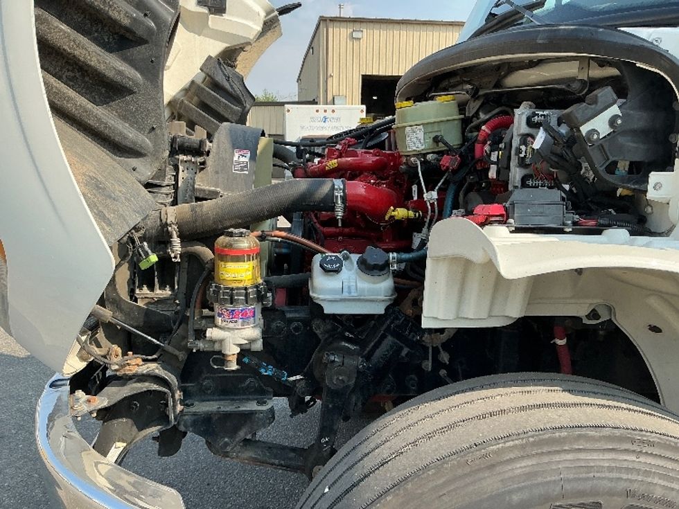 Medium Duty Box Truck-Light and Medium Duty Trucks-Freightliner-2021-M2-Calgary-AB-210,953\n\t\tkm-$ 70,000 - Image 24