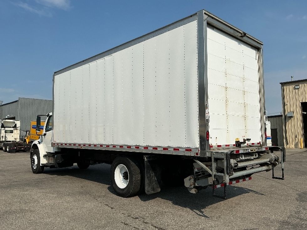 Medium Duty Box Truck-Light and Medium Duty Trucks-Freightliner-2021-M2-Calgary-AB-210,953\n\t\tkm-$ 70,000 - Image 6