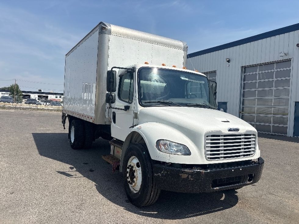 Medium Duty Box Truck-Light and Medium Duty Trucks-Freightliner-2021-M2-Calgary-AB-243,676\n\t\tkm-$ 67,000 - Image 1