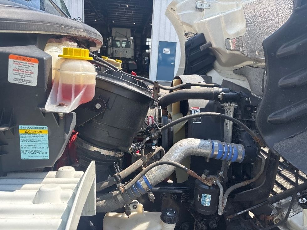 Medium Duty Box Truck-Light and Medium Duty Trucks-Freightliner-2021-M2-Calgary-AB-243,676\n\t\tkm-$ 67,000 - Image 22