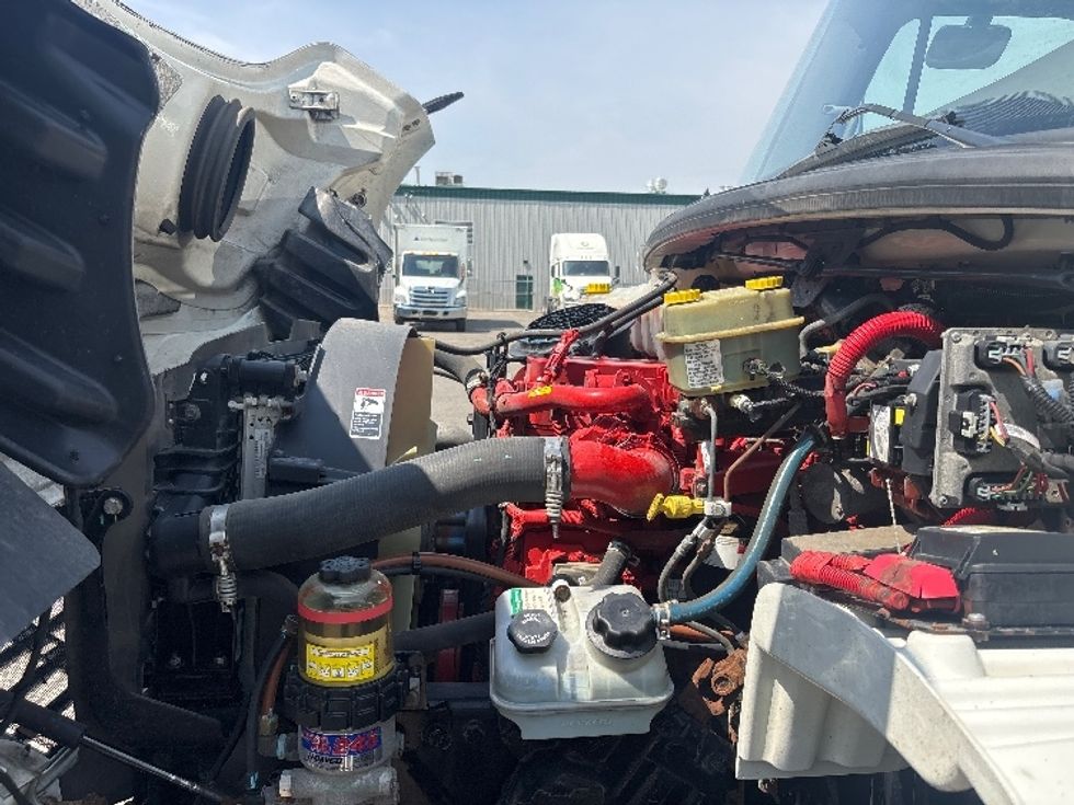 Medium Duty Box Truck-Light and Medium Duty Trucks-Freightliner-2021-M2-Calgary-AB-243,676\n\t\tkm-$ 67,000 - Image 23
