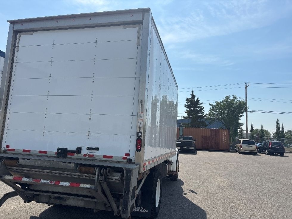 Medium Duty Box Truck-Light and Medium Duty Trucks-Freightliner-2021-M2-Calgary-AB-243,676\n\t\tkm-$ 67,000 - Image 6
