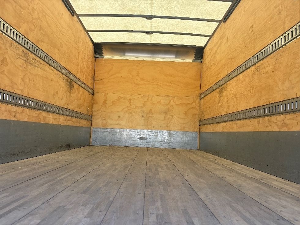 Medium Duty Box Truck-Light and Medium Duty Trucks-Freightliner-2021-M2-Calgary-AB-243,676\n\t\tkm-$ 67,000 - Image 8