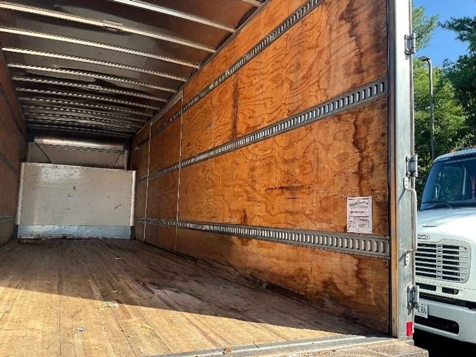 Medium Duty Box Truck-Light and Medium Duty Trucks-Freightliner-2021-M2-Capitol Heights-MD-168,351\n\t\tmiles-$ 71,500 - Image 11