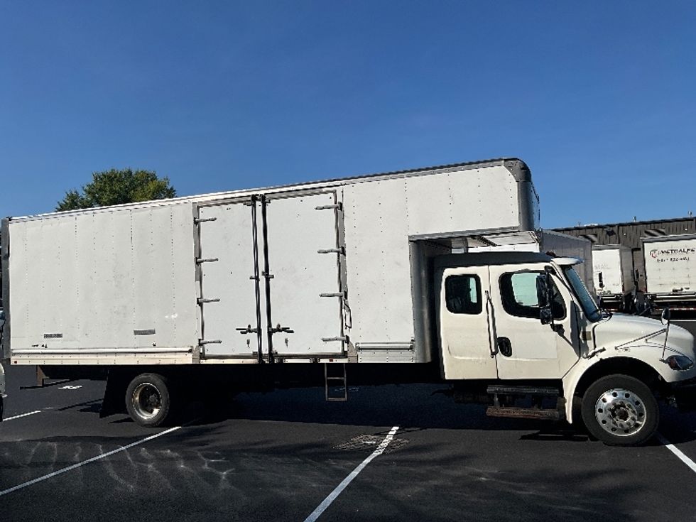 Medium Duty Box Truck-Light and Medium Duty Trucks-Freightliner-2021-M2-Capitol Heights-MD-168,351\n\t\tmiles-$ 71,500 - Image 14
