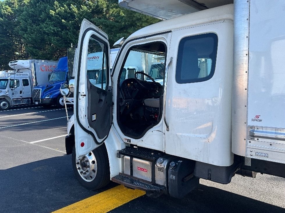 Medium Duty Box Truck-Light and Medium Duty Trucks-Freightliner-2021-M2-Capitol Heights-MD-168,351\n\t\tmiles-$ 71,500 - Image 15