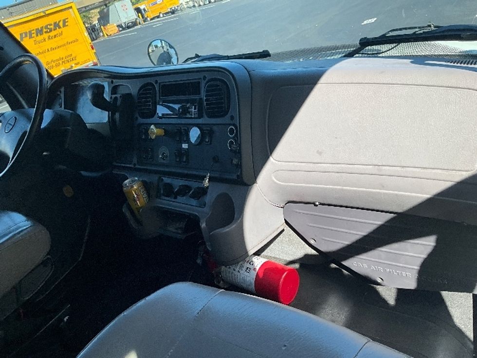 Medium Duty Box Truck-Light and Medium Duty Trucks-Freightliner-2021-M2-Capitol Heights-MD-168,351\n\t\tmiles-$ 71,500 - Image 18