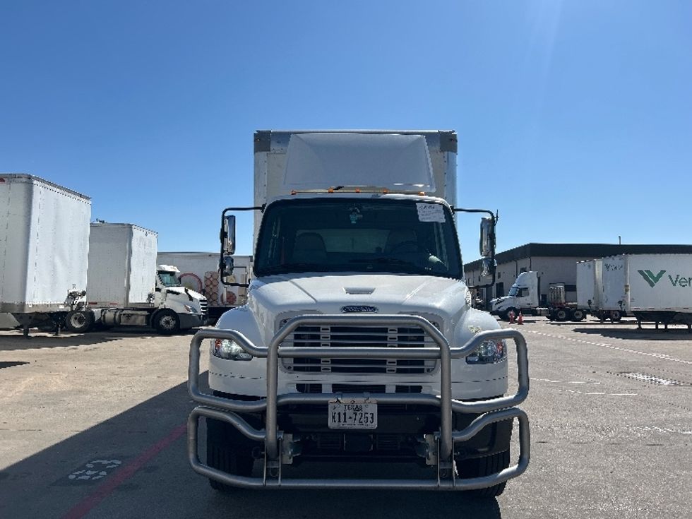 Medium Duty Box Truck-Light and Medium Duty Trucks-Freightliner-2021-M2-Carrollton-TX-218,947\n\t\tmiles-$ 40,500 - Image 2