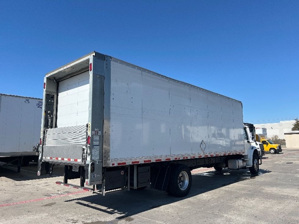 Medium Duty Box Truck-Light and Medium Duty Trucks-Freightliner-2021-M2-Carrollton-TX-258,107\n\t\tmiles-$ 32,750 - Image 13