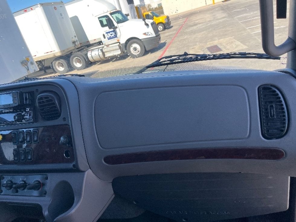 Medium Duty Box Truck-Light and Medium Duty Trucks-Freightliner-2021-M2-Carrollton-TX-258,107\n\t\tmiles-$ 32,750 - Image 21