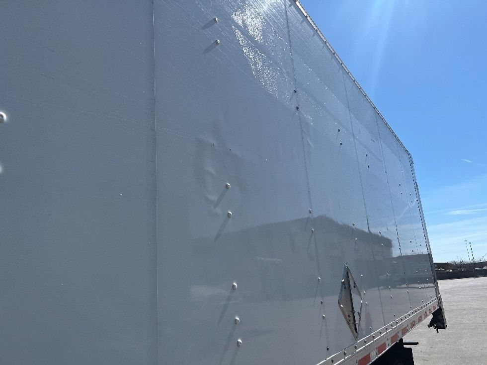 Medium Duty Box Truck-Light and Medium Duty Trucks-Freightliner-2021-M2-Carrollton-TX-258,107\n\t\tmiles-$ 32,750 - Image 27