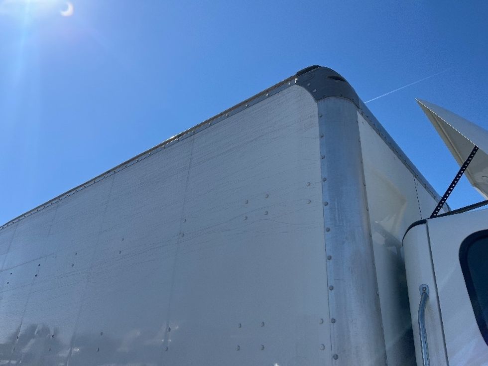 Medium Duty Box Truck-Light and Medium Duty Trucks-Freightliner-2021-M2-Carrollton-TX-258,107\n\t\tmiles-$ 32,750 - Image 29
