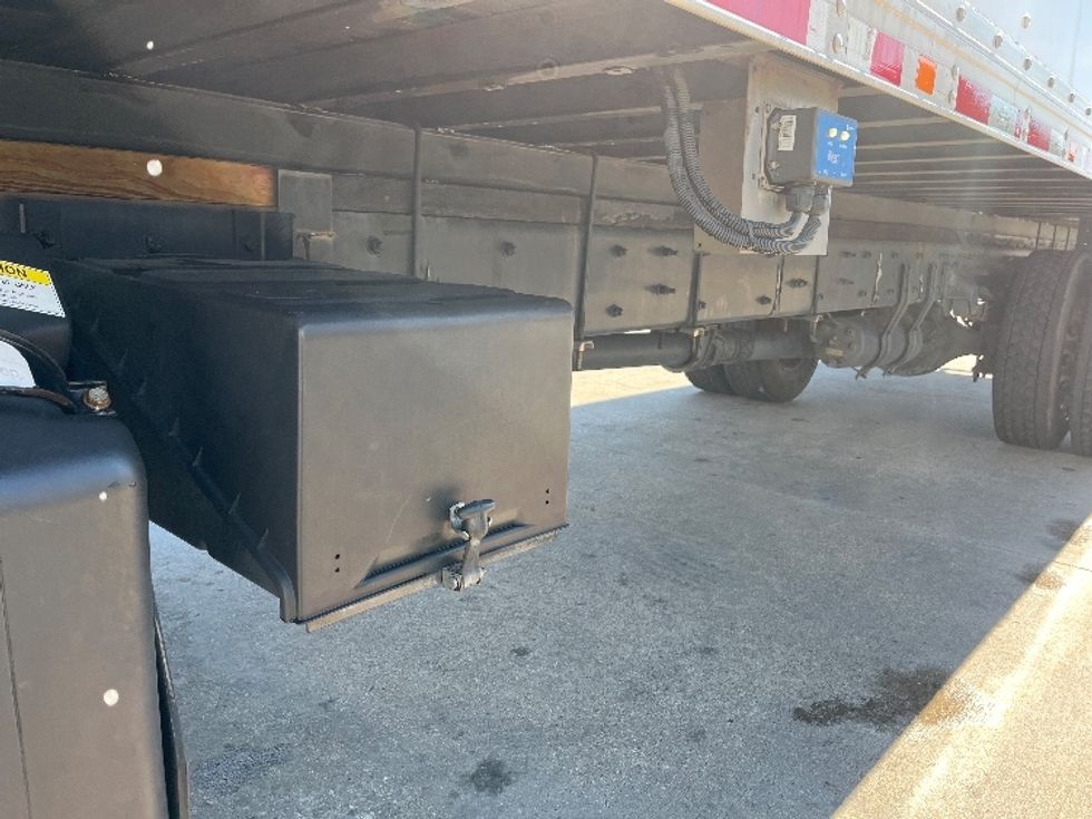 Medium Duty Box Truck-Light and Medium Duty Trucks-Freightliner-2021-M2-Carrollton-TX-258,107\n\t\tmiles-$ 32,750 - Image 5