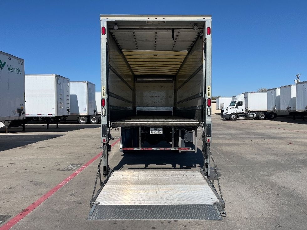 Medium Duty Box Truck-Light and Medium Duty Trucks-Freightliner-2021-M2-Carrollton-TX-258,107\n\t\tmiles-$ 32,750 - Image 9