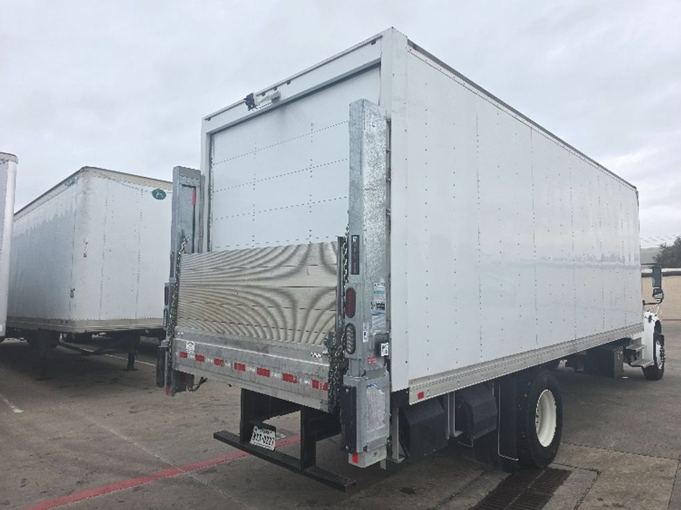 Medium Duty Box Truck-Light and Medium Duty Trucks-Freightliner-2021-M2-Carrollton-TX-28,732\n\t\tmiles-$ 72,250 - Image 13