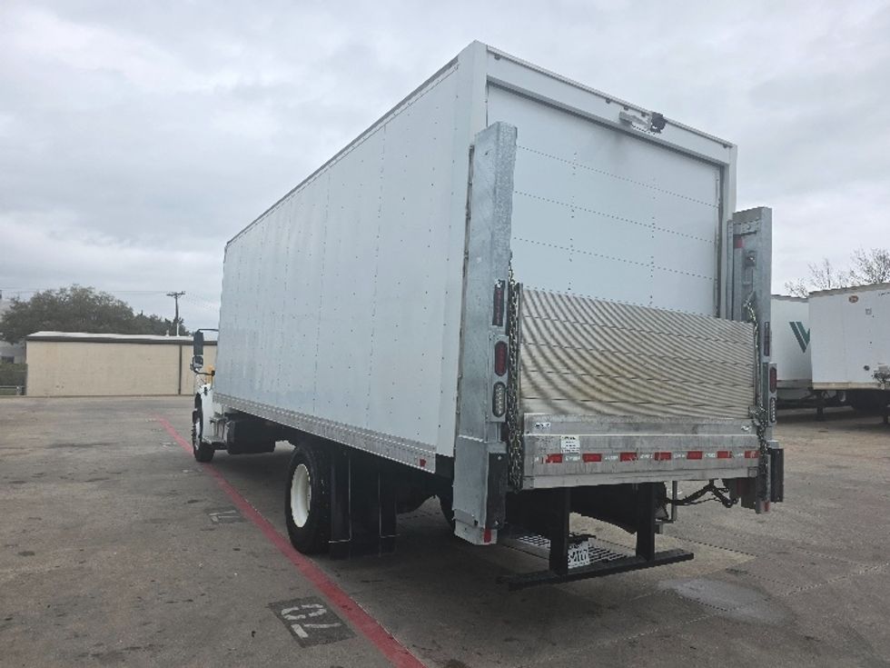Medium Duty Box Truck-Light and Medium Duty Trucks-Freightliner-2021-M2-Carrollton-TX-28,732\n\t\tmiles-$ 72,250 - Image 6