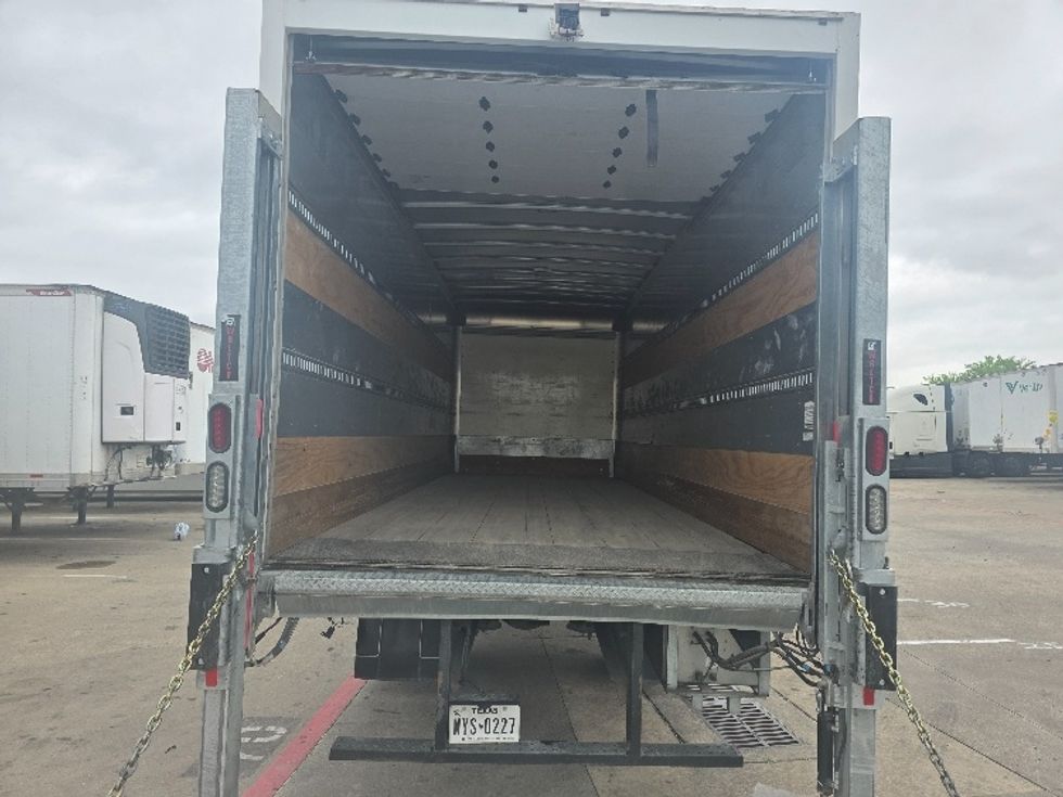 Medium Duty Box Truck-Light and Medium Duty Trucks-Freightliner-2021-M2-Carrollton-TX-28,732\n\t\tmiles-$ 72,250 - Image 8