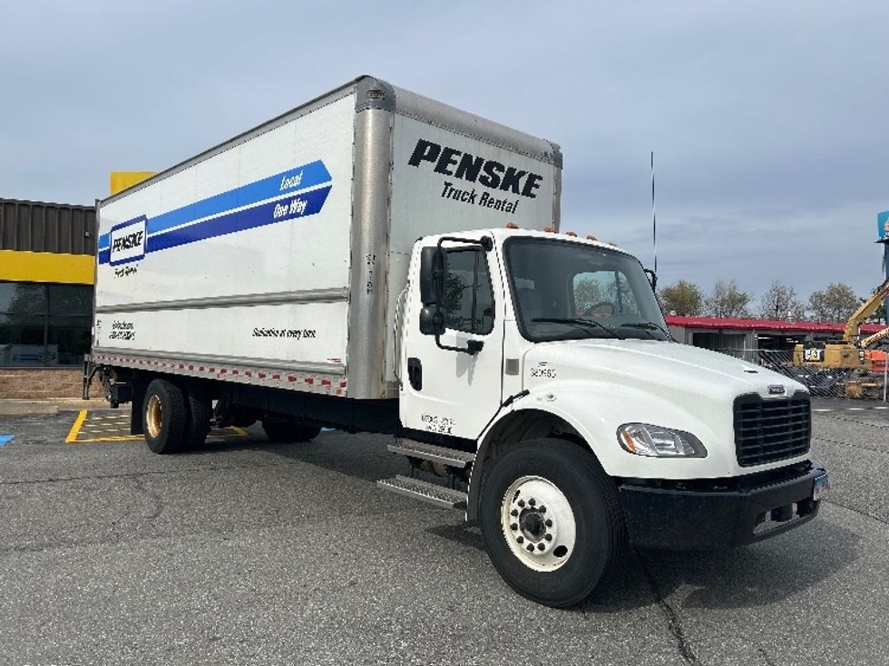 Medium Duty Box Truck-Light and Medium Duty Trucks-Freightliner-2021-M2-Chicopee-MA-204,816\n\t\tmiles-$ 53,250 - Image 1