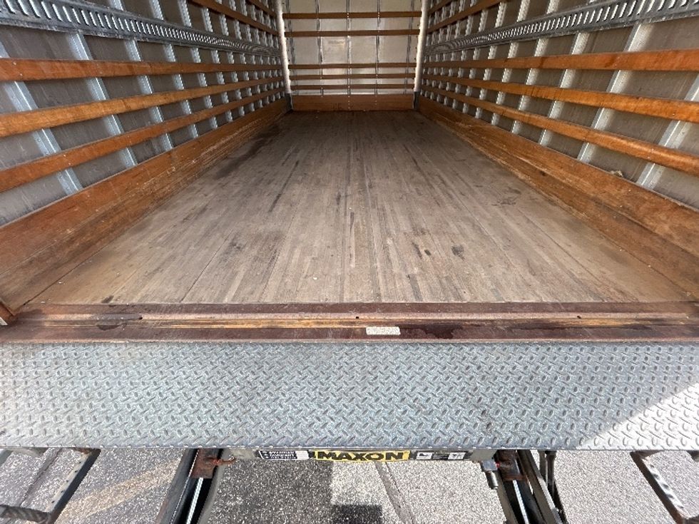 Medium Duty Box Truck-Light and Medium Duty Trucks-Freightliner-2021-M2-Chicopee-MA-83,123\n\t\tmiles-$ 53,500 - Image 10