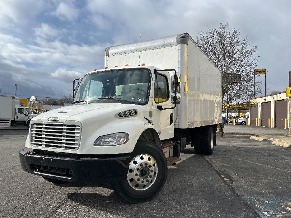 Medium Duty Box Truck-Light and Medium Duty Trucks-Freightliner-2021-M2-Chicopee-MA-83,123\n\t\tmiles-$ 53,500 - Image 3