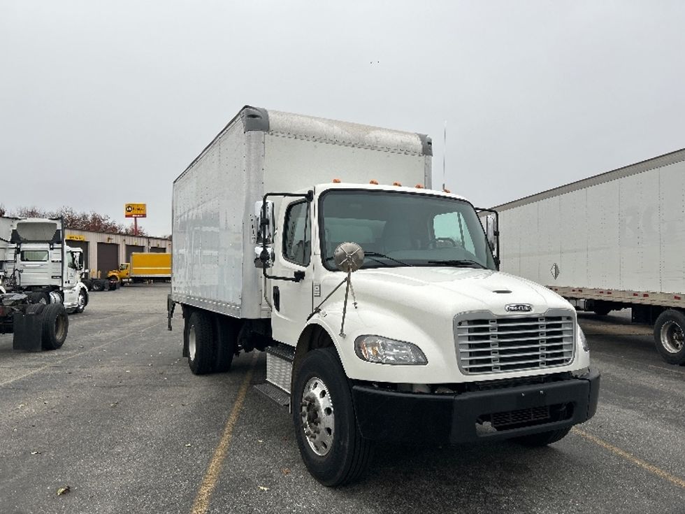 Medium Duty Box Truck-Light and Medium Duty Trucks-Freightliner-2021-M2-Chicopee-MA-91,483\n\t\tmiles-$ 53,000 - Image 1