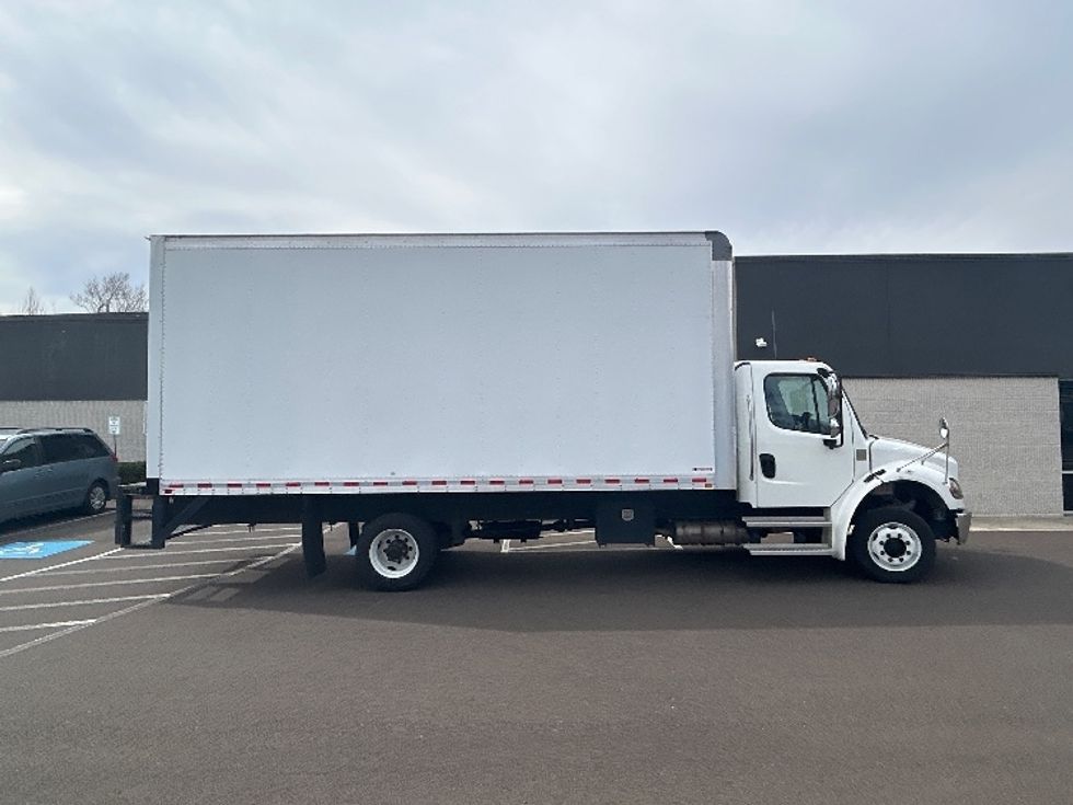 Medium Duty Box Truck-Light and Medium Duty Trucks-Freightliner-2021-M2-Clackamas-OR-46,164\n\t\tmiles-$ 59,500 - Image 14