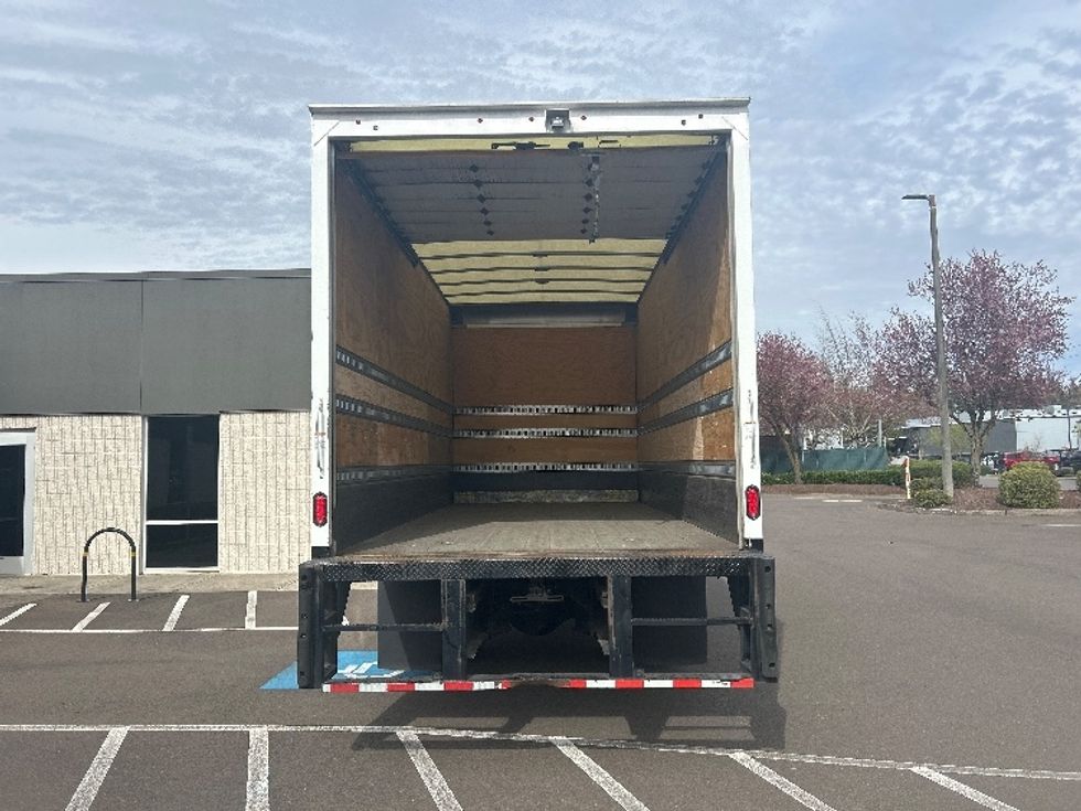 Medium Duty Box Truck-Light and Medium Duty Trucks-Freightliner-2021-M2-Clackamas-OR-46,164\n\t\tmiles-$ 59,500 - Image 8