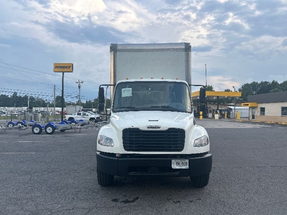 Medium Duty Box Truck-Light and Medium Duty Trucks-Freightliner-2021-M2-Cleveland-TN-128,782\n\t\tmiles-$ 75,000 - Image 2