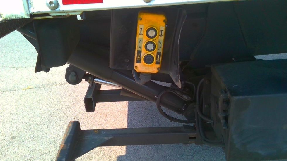 Medium Duty Box Truck-Light and Medium Duty Trucks-Freightliner-2021-M2-Cleveland-TN-306,234\n\t\tmiles-$ 38,250 - Image 24