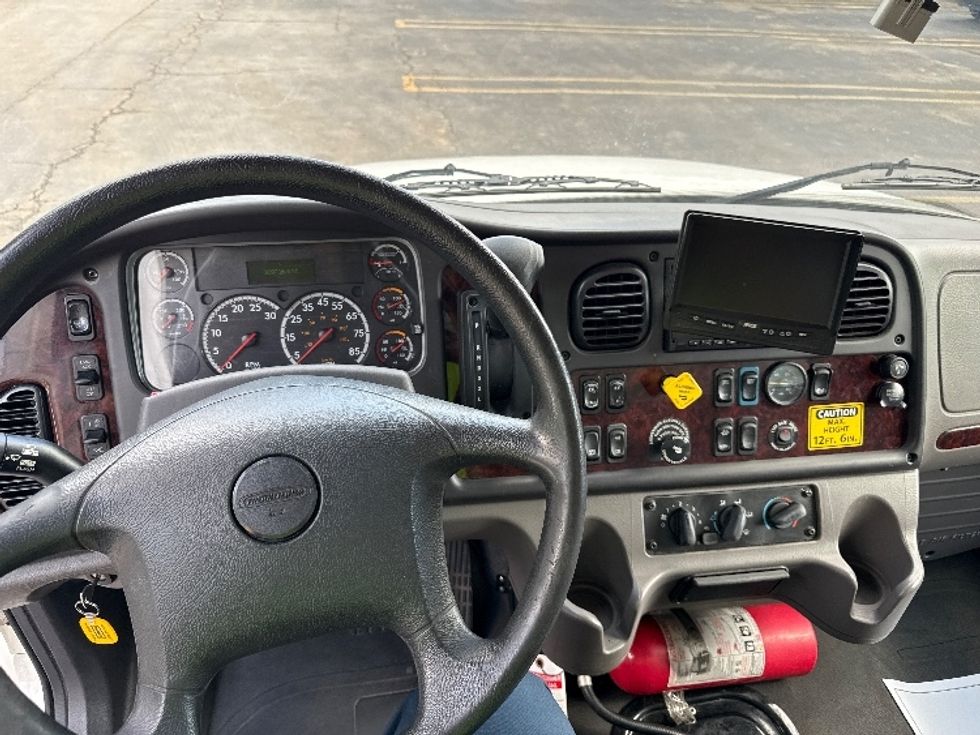 Medium Duty Box Truck-Light and Medium Duty Trucks-Freightliner-2021-M2-Cleveland-TN-309,709\n\t\tmiles-$ 26,500 - Image 18