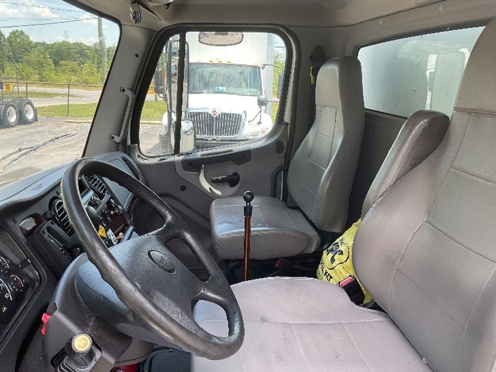 Medium Duty Box Truck-Light and Medium Duty Trucks-Freightliner-2021-M2-Cleveland-TN-369,010\n\t\tmiles-$ 24,000 - Image 22
